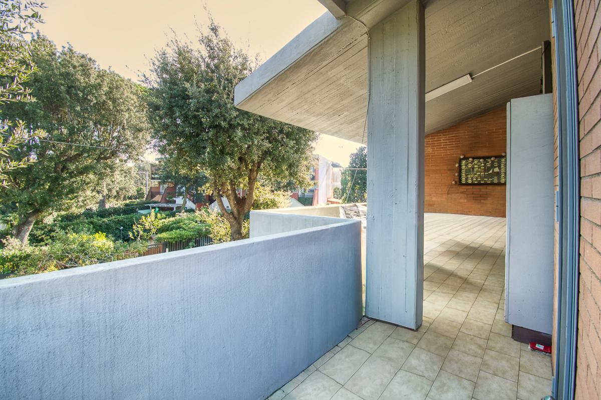 FREGENE IN RESIDENCE VILLINO CON GIARDINO E POSTO AUTO Rif. V/15