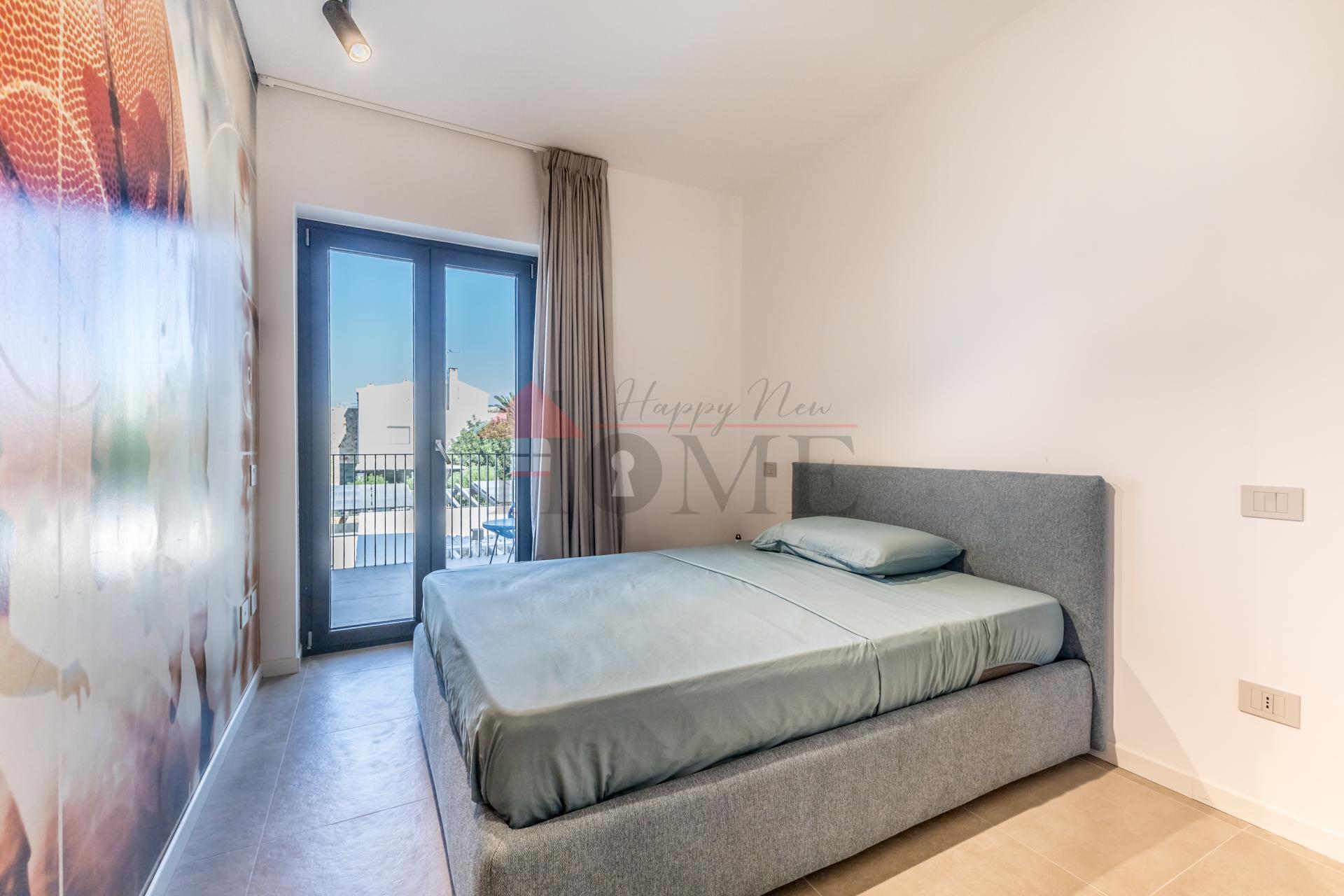FREGENE – PRESTIGIOSA VILLA DI NUOVA COSTRUZIONE CON PISCINA • VISTA MARE • CLASSE A4 RIF. V/100