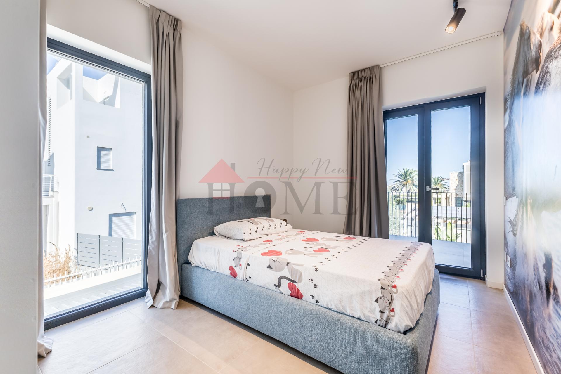 FREGENE – PRESTIGIOSA VILLA DI NUOVA COSTRUZIONE CON PISCINA • VISTA MARE • CLASSE A4 RIF. V/100