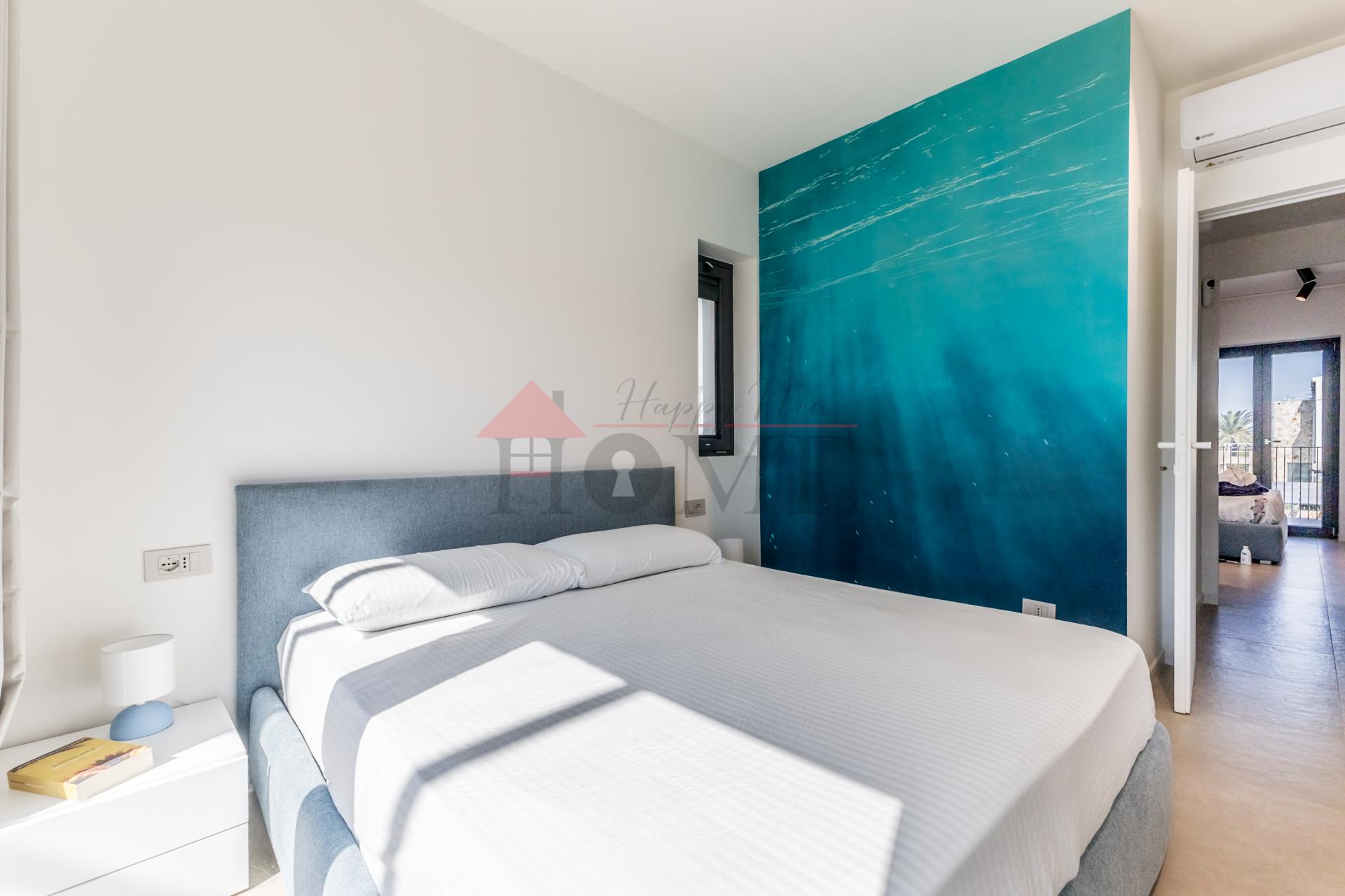 FREGENE – PRESTIGIOSA VILLA DI NUOVA COSTRUZIONE CON PISCINA • VISTA MARE • CLASSE A4 RIF. V/100