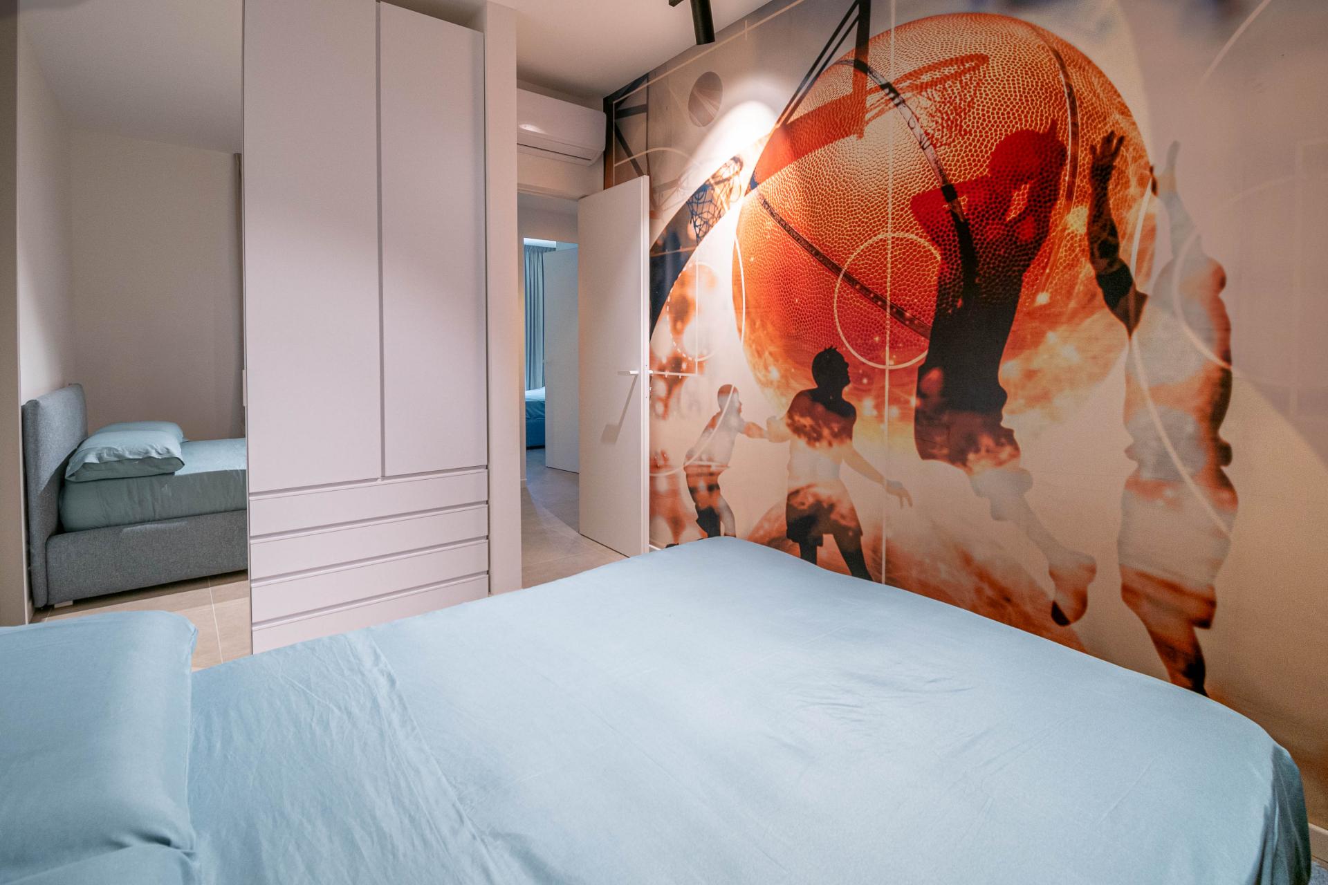 FREGENE – PRESTIGIOSA VILLA DI NUOVA COSTRUZIONE CON PISCINA • VISTA MARE • CLASSE A4 RIF. V/100