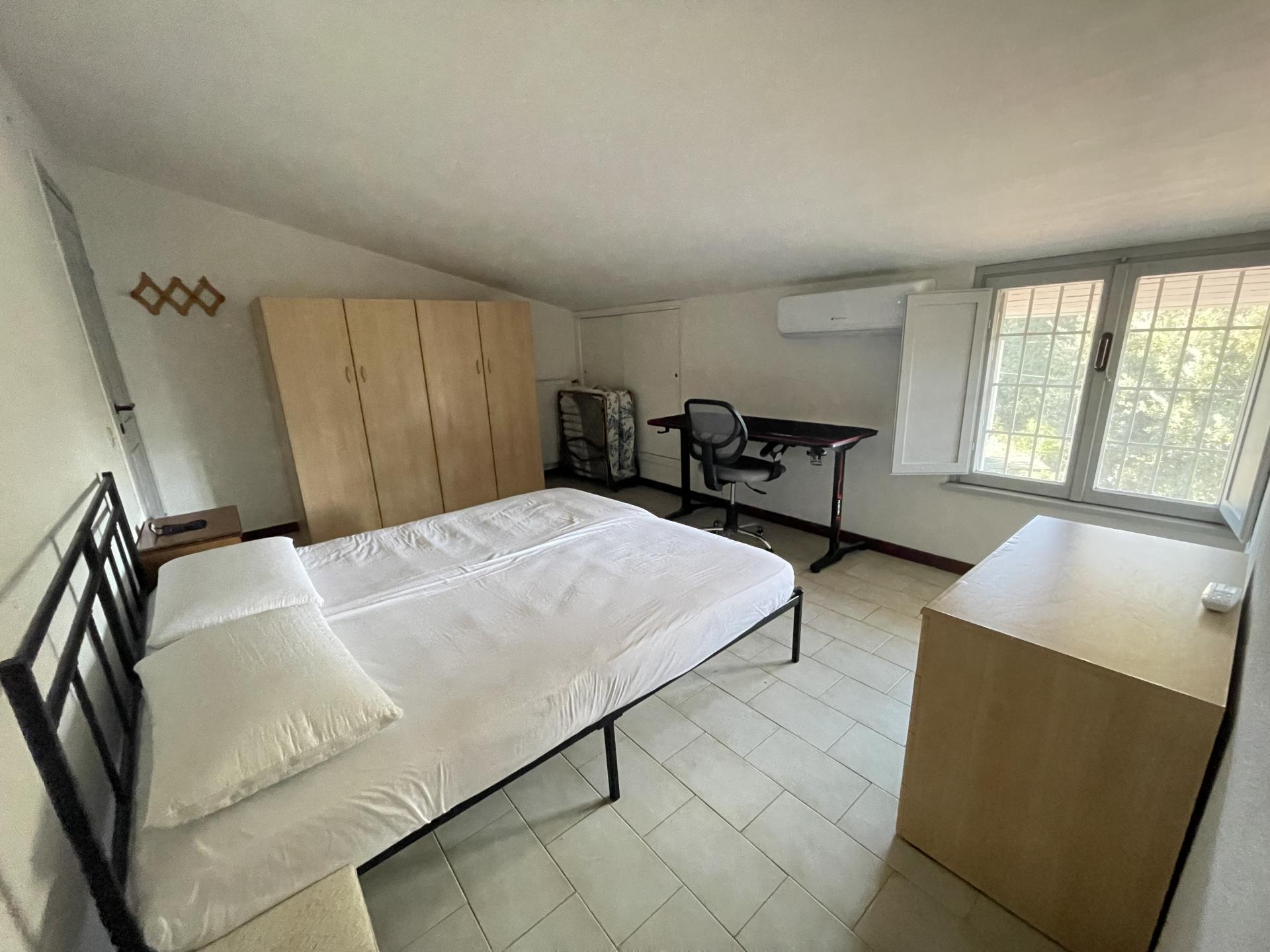 FREGENE APP.TO 1° E 2° PIANO CON GIARDINETTO E TERRAZZO RIF. AE/15