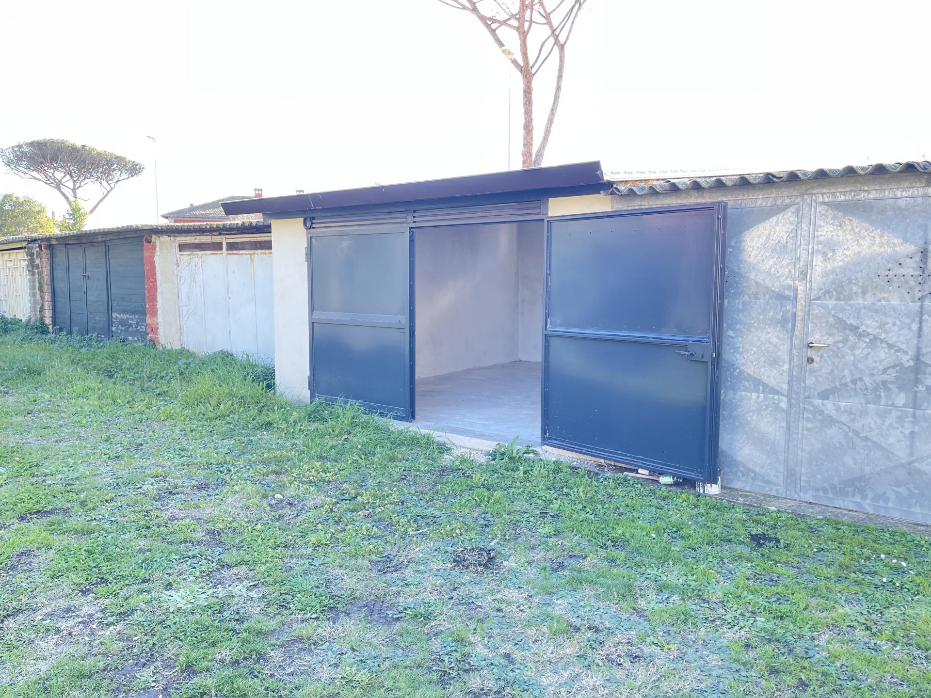 MACCARESE FRONTE STAZIONE MAGAZZINO/BOX AUTO RISTRUTTURATO RIF. V/160
